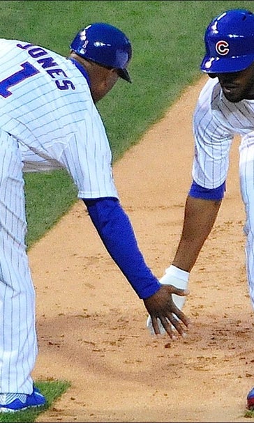 Montero, Fowler power Cubs past Reds